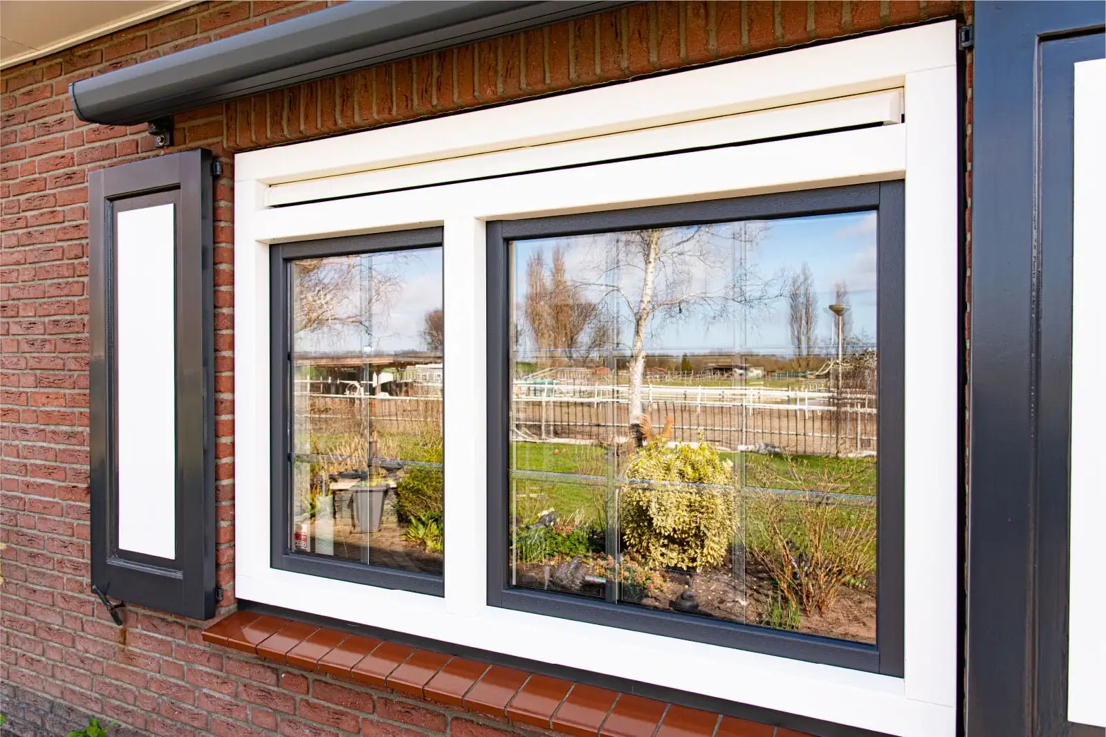 Kunststof kozijnen met ventilatierooster systeem